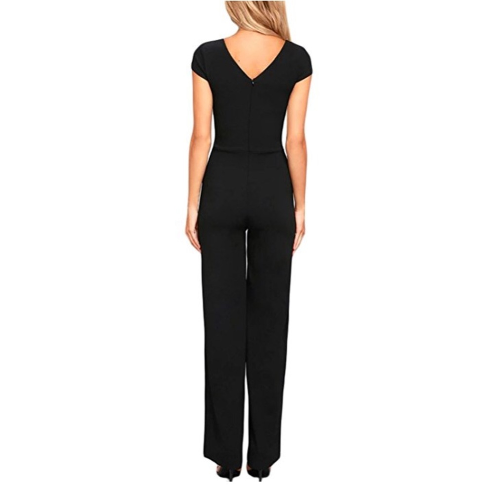 JUST IN - understated sexy all black jumpsuit - Picture 3 of 7